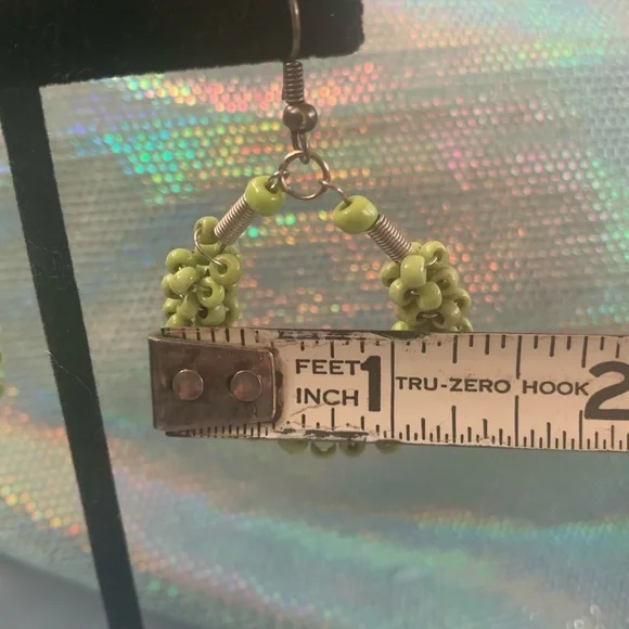 Handmade beaded necklace with matching earrings. - Picture 3 of 7